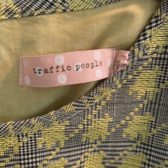 Traffic People Dress - Picture 2 of 4